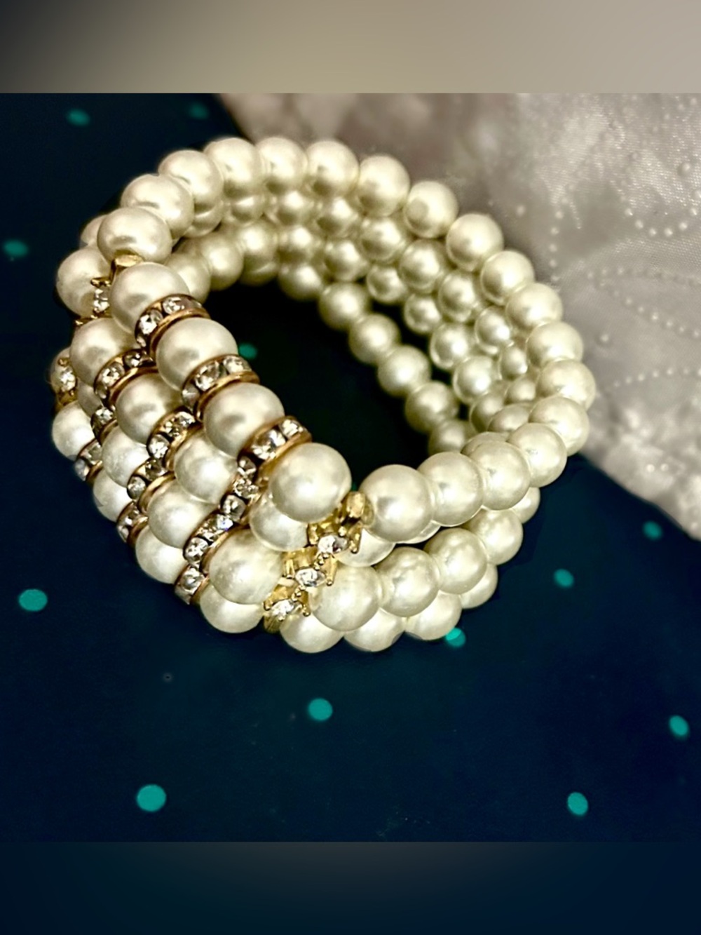 Beautiful Four-row Faux Pearl Stretch Bracelet with Gold & Crystal Accents - Picture 4 of 11
